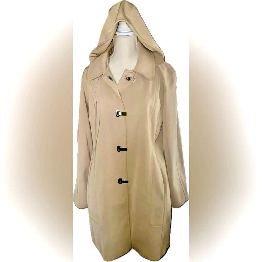 London Fog Single-Breasted Button Hooded Trench Coat (Water Resistant)
